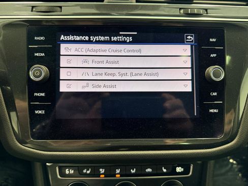 Used 2021 Volkswagen Tiguan SEL w/ 3-Row Tiguan MDO Package image 38