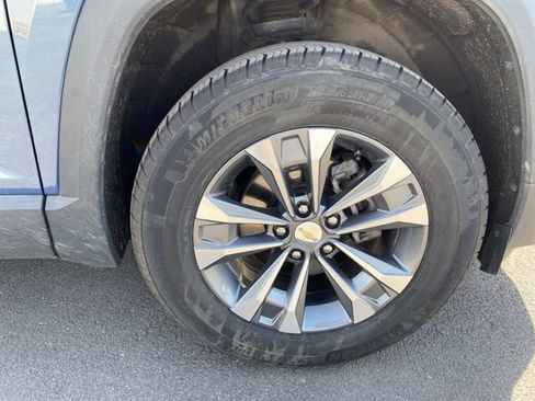 Used 2026 Chevrolet Equinox LT AWD/4WD image 28