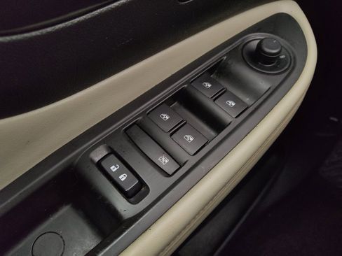 Used 2018 Buick Encore Preferred FWD image 27