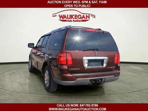 Used 2003 Lincoln Navigator Premium image 4