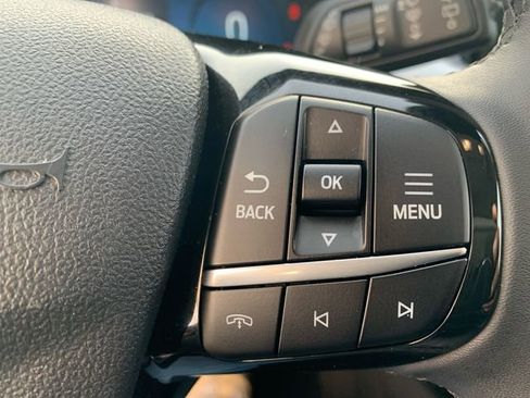 Used 2024 Ford Escape Platinum image 30