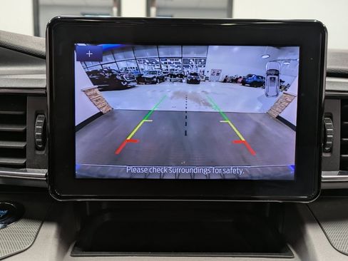 Certified 2022 Ford Explorer XLT w/ Equipment Group 202A image 12