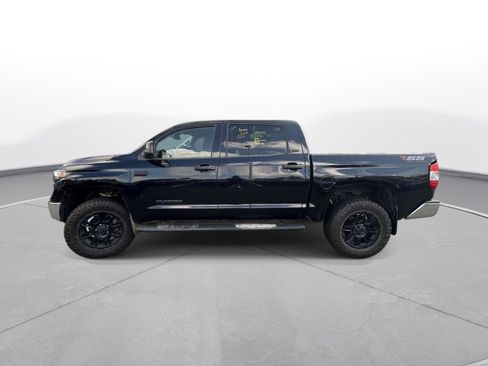 Used 2021 Toyota Tundra SR5 w/ SR5 Leather Package RWD image 9