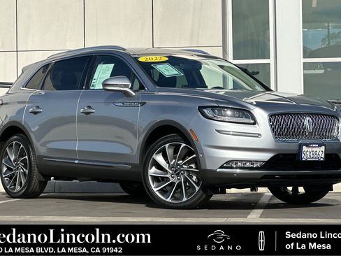 Used 2022 Lincoln Nautilus Reserve w/ Equipment Group 202A image 1
