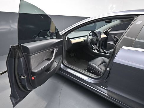 Used 2020 Tesla Model 3 Long Range AWD/4WD image 7