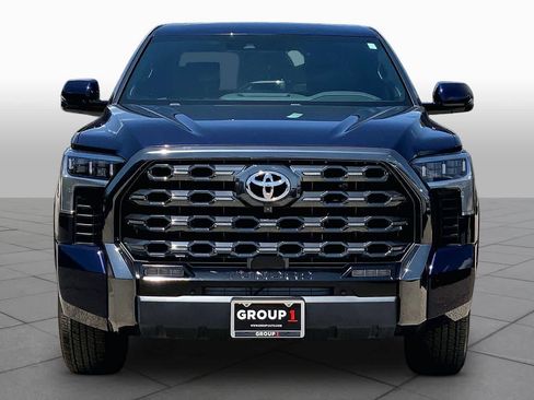 Used 2022 Toyota Tundra Platinum w/ Advanced Package AWD/4WD image 4
