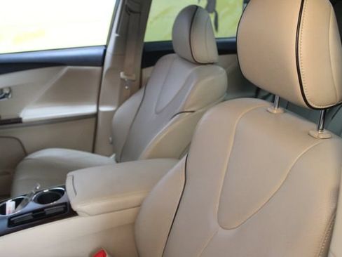 Used 2015 Toyota Venza Limited AWD/4WD image 19