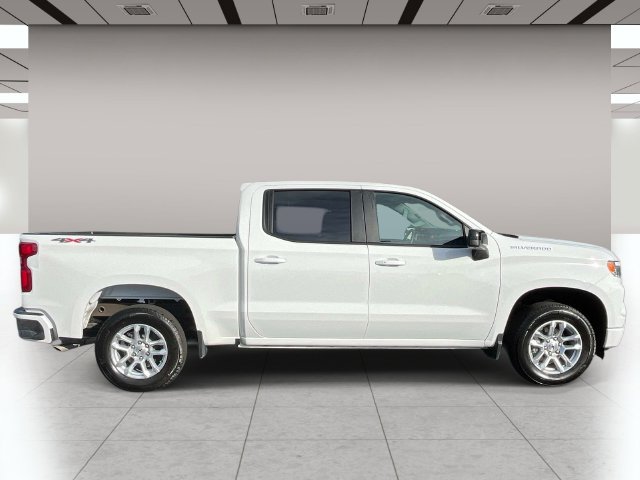 Used 2026 Chevrolet Silverado 1500 RST AWD/4WD image 2