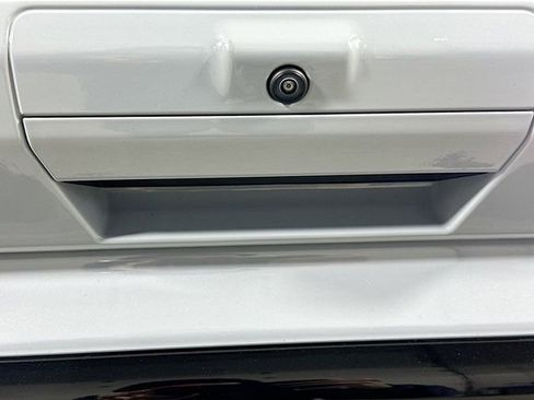 Used 2025 Ford F250 Platinum image 18