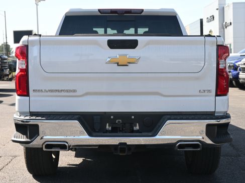 Used 2022 Chevrolet Silverado 1500 LTZ w/ LTZ Premium Package image 14