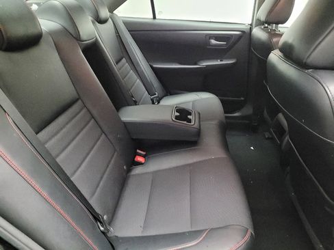 Used 2017 Toyota Camry SE FWD image 19