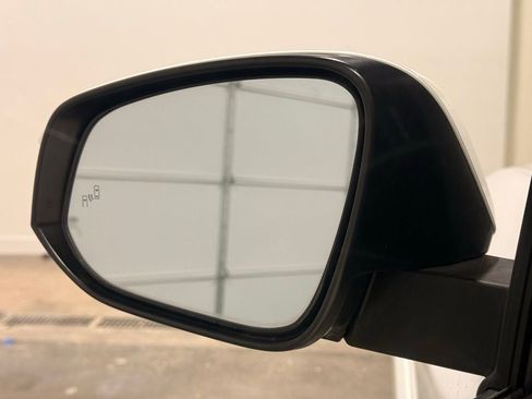 Used 2023 Toyota 4Runner SR5 Premium image 13