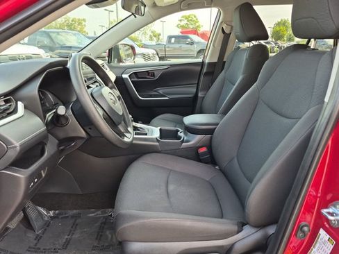 Certified 2025 Toyota RAV4 LE FWD image 15