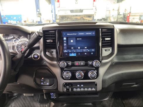New 2026 RAM 3500 4x4 Crew Cab DRW image 21