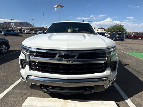 Used 2023 Chevrolet Silverado 1500 LT AWD/4WD image 3