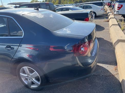 Used 2008 Volkswagen Jetta SE image 8