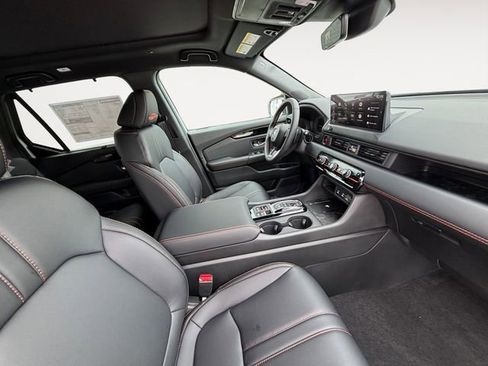 New 2026 Honda Pilot TrailSport image 14