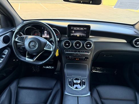 Used 2019 Mercedes-Benz GLC 350e 4MATIC image 20