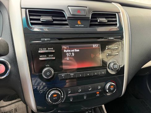 Used 2015 Nissan Altima 2.5 S w/ Special Edition Package FWD image 26