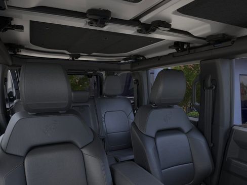 New 2025 Ford Bronco Badlands w/ Sasquatch Package image 37