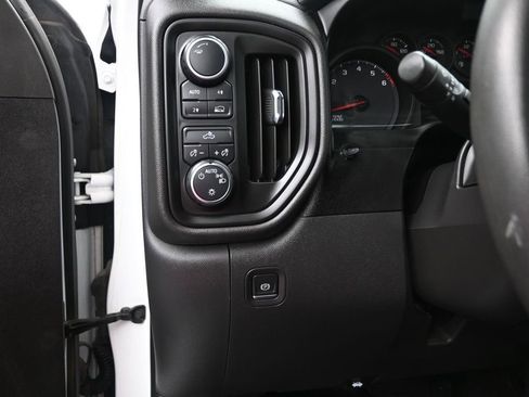 Used 2021 Chevrolet Silverado 1500 W/T w/ WT Fleet Convenience Package AWD/4WD image 12