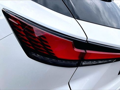 Used 2023 Lexus RX 350 Premium w/ Accessory Package AWD/4WD image 27