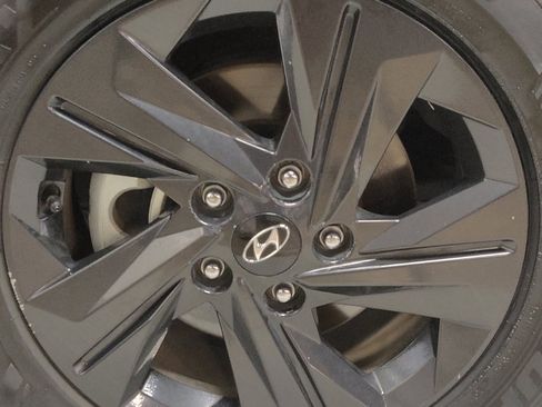 Used 2021 Hyundai Elantra SEL FWD image 31