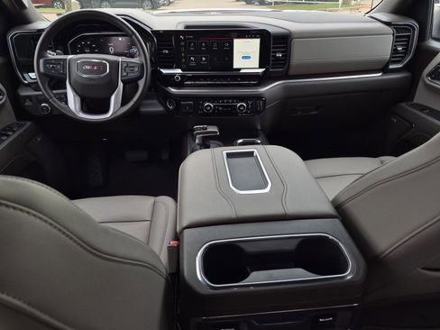 Certified 2022 GMC Sierra 1500 SLT RWD image 15