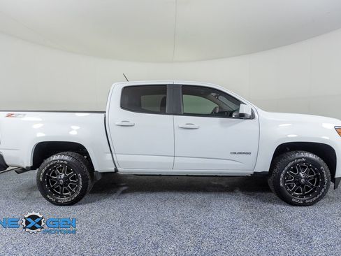 Used 2020 Chevrolet Colorado Z71 AWD/4WD image 8