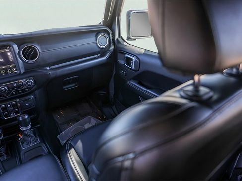 Used 2021 Jeep Wrangler Unlimited Sahara w/ Cold Weather Group image 29