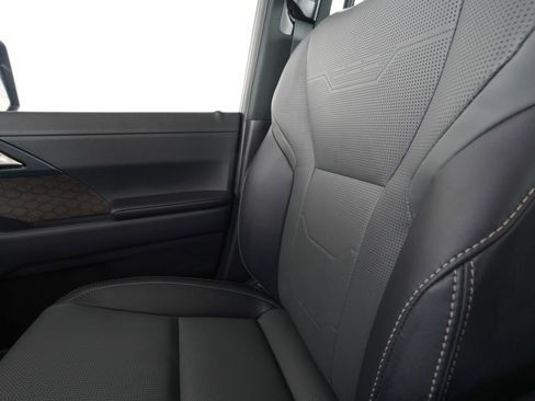 Used 2026 Lexus GX 550 w/ Accessory Package (2T) image 32