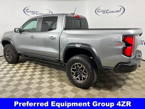 Certified 2024 Chevrolet Colorado ZR2 w/ Technology Package AWD/4WD image 4