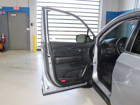 Used 2020 Honda Ridgeline RTL image 7