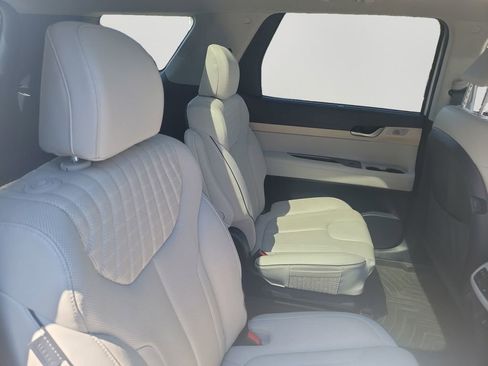 Used 2023 Hyundai Palisade Limited AWD/4WD image 13