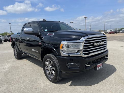 Used 2022 RAM 2500 Limited image 2