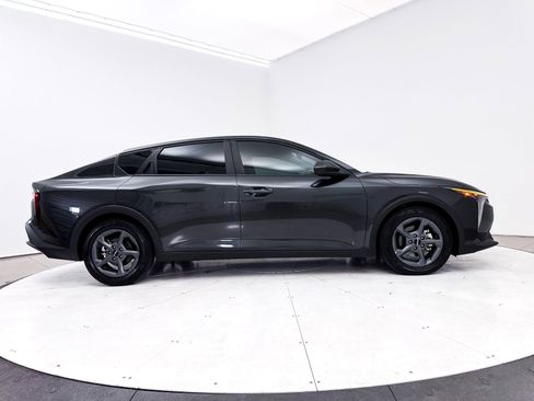 Certified 2025 Kia K4 FWD image 38