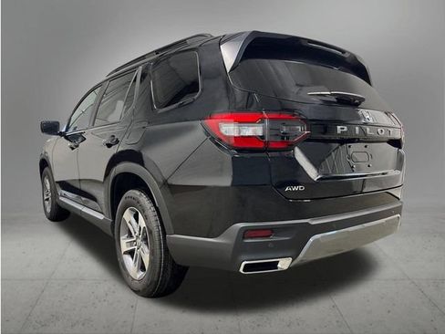 New 2026 Honda Pilot EX-L image 3