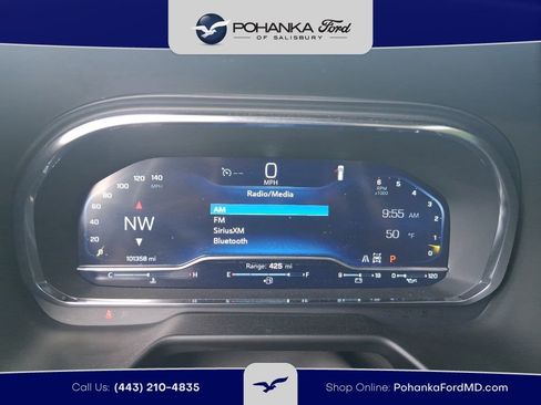 Used 2022 Chevrolet Suburban LT w/ Luxury Package image 14