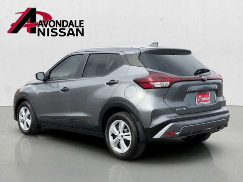 Used 2025 Nissan Kicks Play S image 4