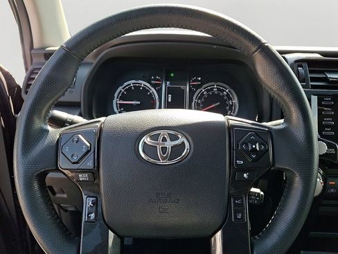 Used 2020 Toyota 4Runner TRD Off-Road Premium w/ Moonroof Package AWD/4WD image 21