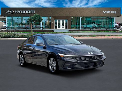 New 2026 Hyundai Elantra Limited w/ Cargo Package image 11