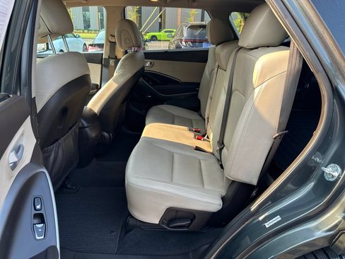 Used 2014 Hyundai Santa Fe GLS AWD/4WD image 15