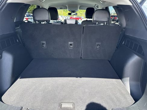 Used 2023 Ford Escape Platinum image 18