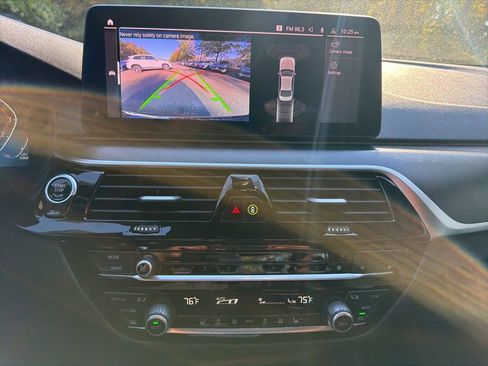 Used 2023 BMW 530i xDrive w/ M Sport Package image 28