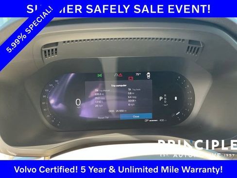 Certified 2023 Volvo XC60 B5 Plus FWD image 17