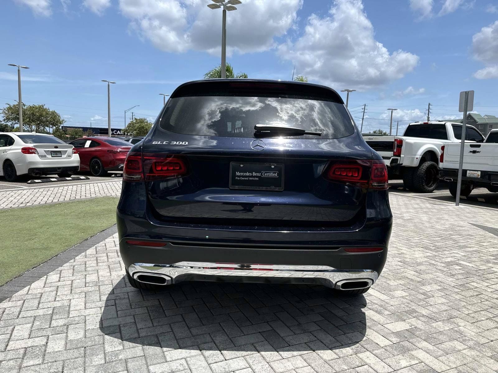 Used 2022 Mercedes-Benz GLC 300 image 9
