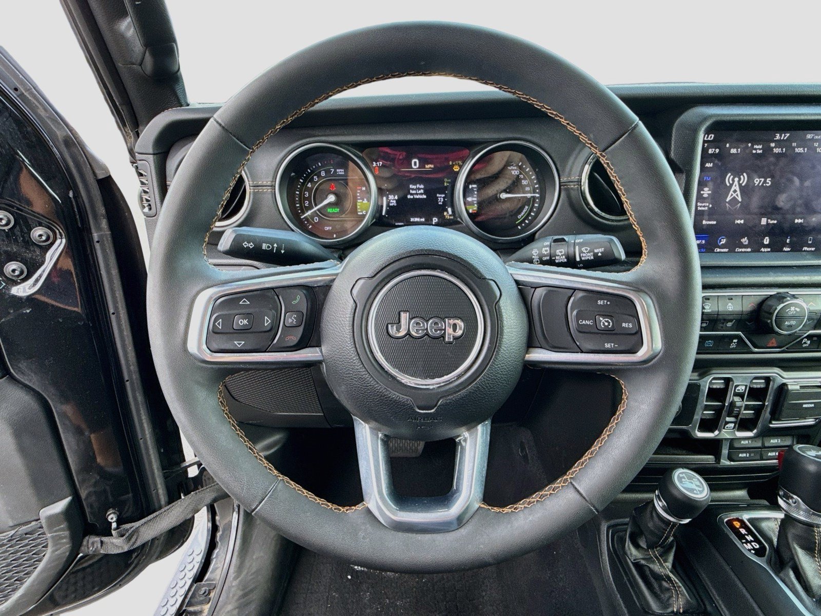 Used 2023 Jeep Wrangler Unlimited Sahara AWD/4WD image 12
