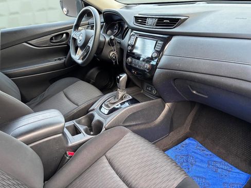 Used 2020 Nissan Rogue S AWD/4WD image 14