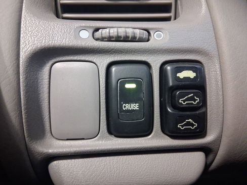 Used 2002 Honda Accord EX image 29