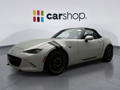 Used 2017 MAZDA MX-5 Miata Grand Touring image 1
